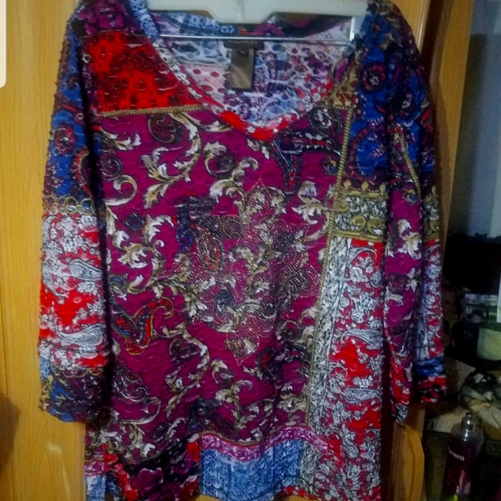 Multiples women's blouse new never worn